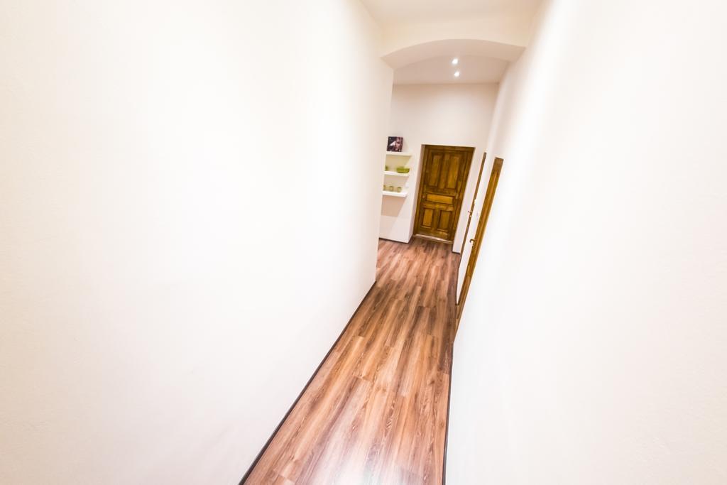 Freedom Rooms & Apartments Prag Exterior foto