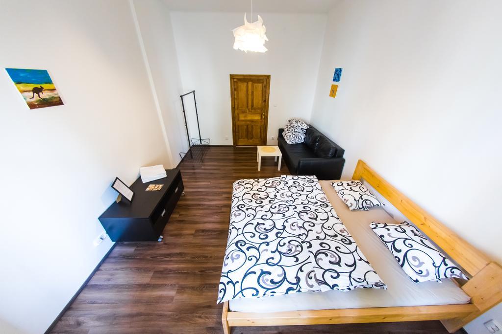 Freedom Rooms & Apartments Prag Exterior foto