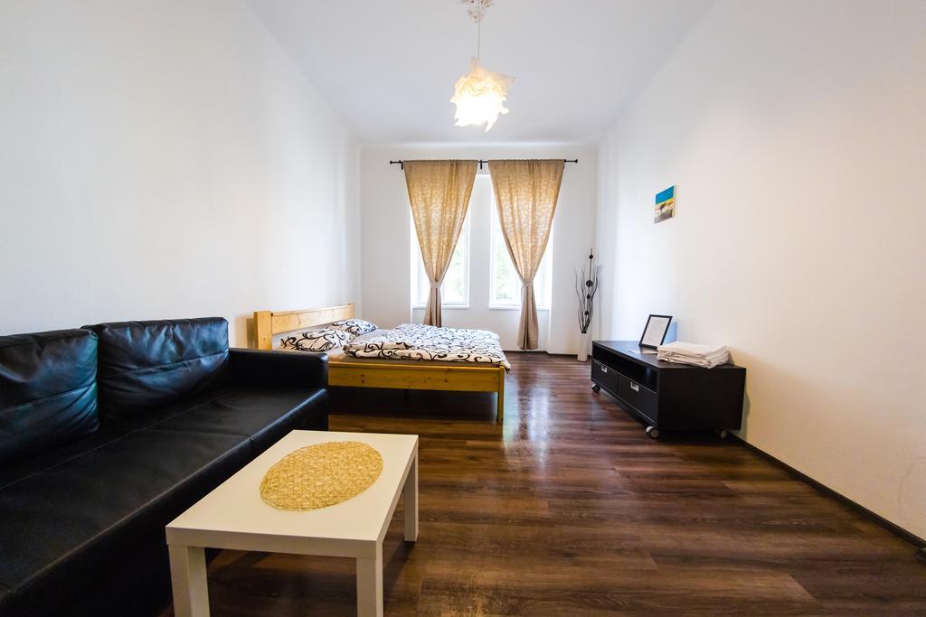 Freedom Rooms & Apartments Prag Exterior foto