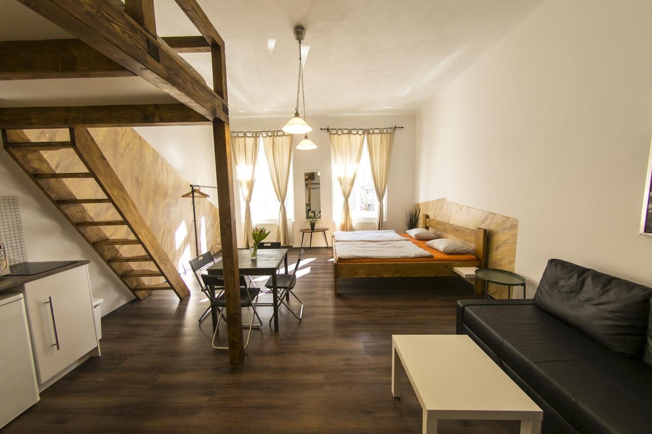 Freedom Rooms & Apartments Prag Exterior foto